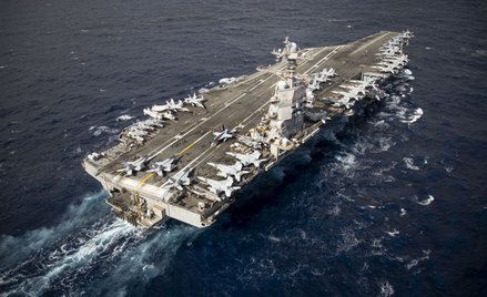 Największy lotniskowiec na świecie, USS Gerald R. Ford (CVN-78), na Morzu Śródziemnym, 22 marca 2026