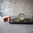 Warto szkolić pracowników z cyberbezpieczeństwa. Ale połowa firm tego nie robi