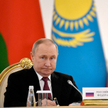 Prezydent Rosji przyjął sojuszników w poniedziałek na Kremlu, choć zgodnie z protokołem spotkanie po