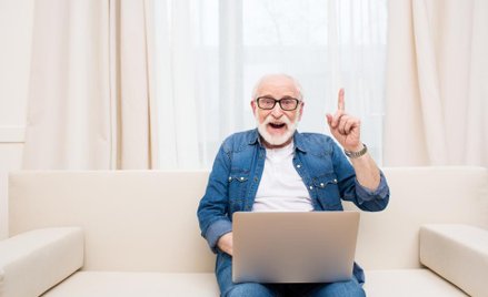 Ministerstwo Cyfryzacji: seniorze, nie bój się internetu