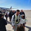 Lionel Messi na płycie lotniska w Rijadzie