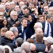 Emmanuel Macron bardzo późno włączył się do kampanii wyborczej. Być może za późno