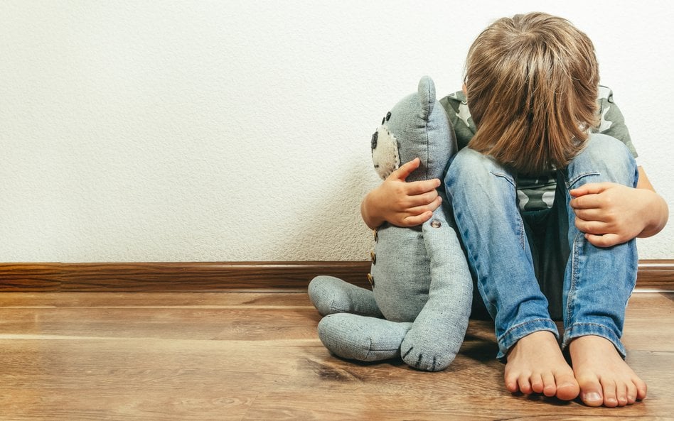 Prostsza „Niebieska karta”, więcej czasu na pracę z rodzinami