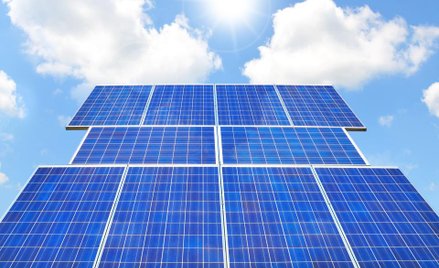 Fotowoltaika może na dłużej zazielenić giełdę