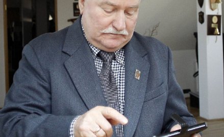 Lech Wałęsa popiera PSL - podaje na pasku telewizja PSL "News"