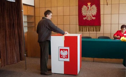 Rosyjski konsul dostarczał certyfikaty bezpieczeństwa dla PKW