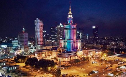 Plac wokół Pałacu Kultury od kilkunastu lat czeka na inwestorów. Chętni są, bo lokalizacja jest znak