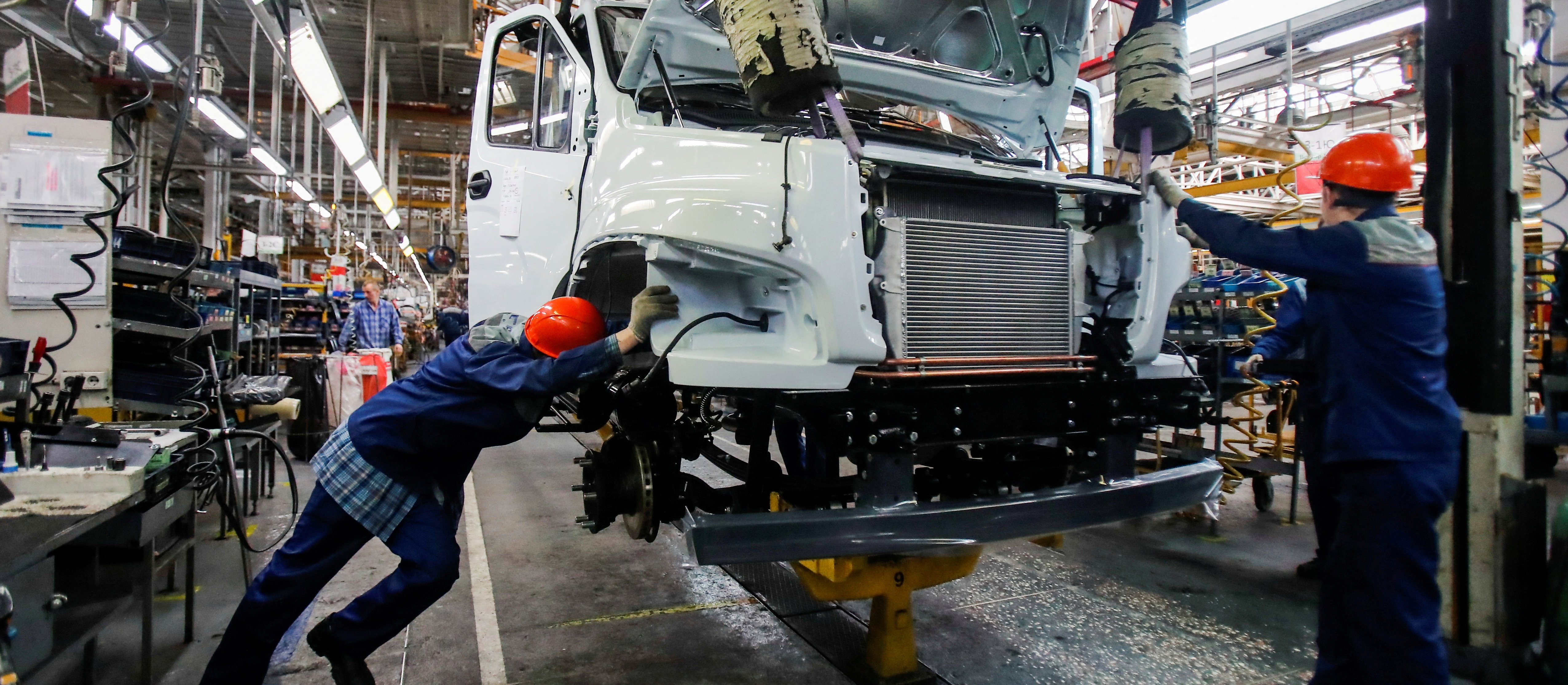 Kryzys ogarnia całą Rosję. Zwolnienia, bankructwa, krótki tydzień pracy