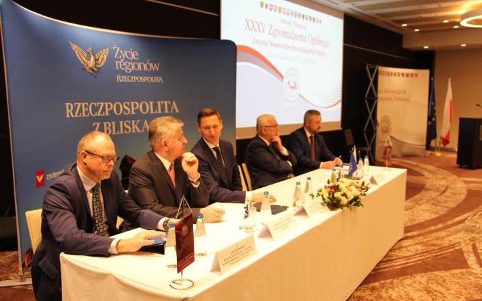 Zdaniem uczestników debaty samorządy dobrze się czują w Europie i będą bronić dotychczasowego dorobk