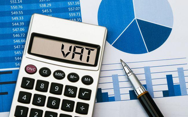 Deklaracje VAT: nowe firmy co miesiąc do raportu