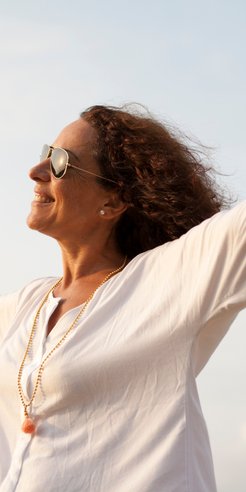 O zbawiennym wpływie wdzięczności na ludzką psychikę i korelacji między stopniem jej okazywania a zn