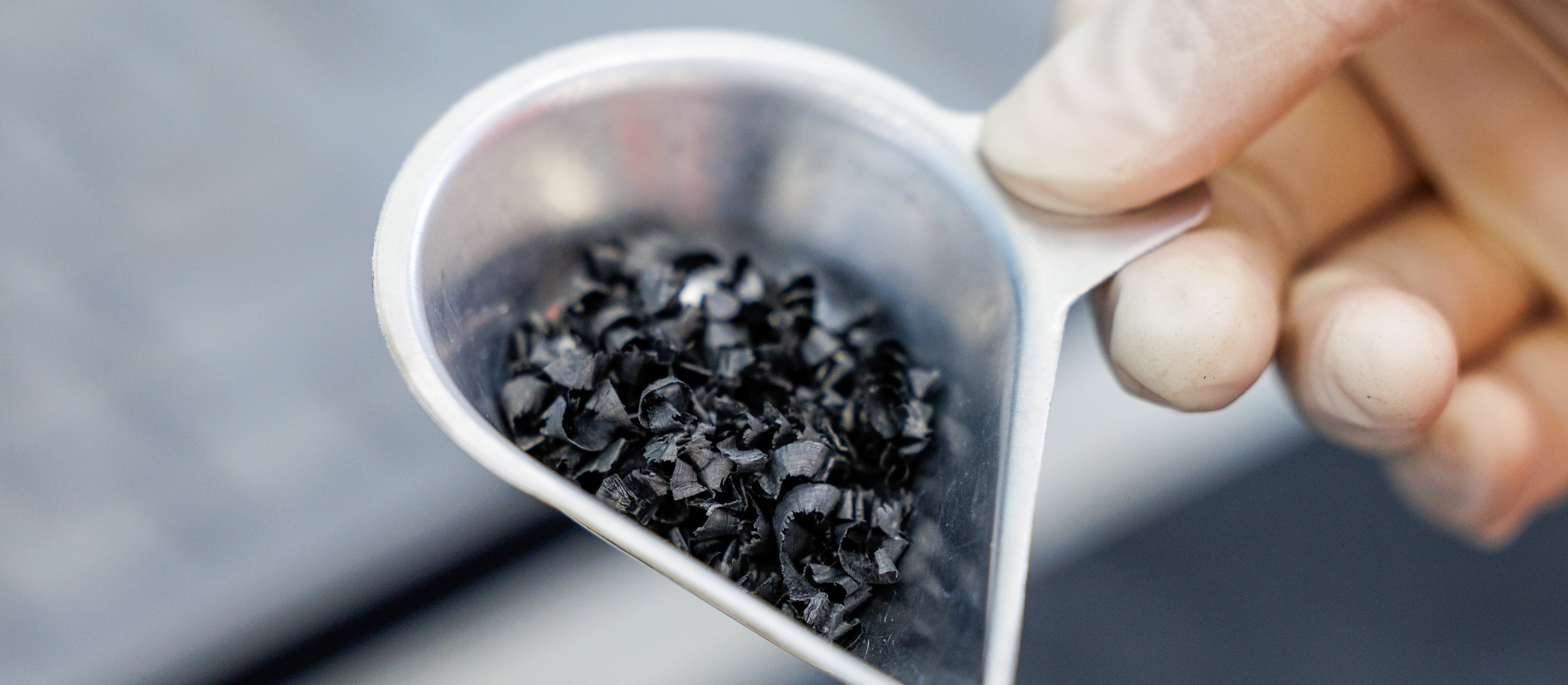 Gal, hafn, ren, iryd może już kupić każdy Polak