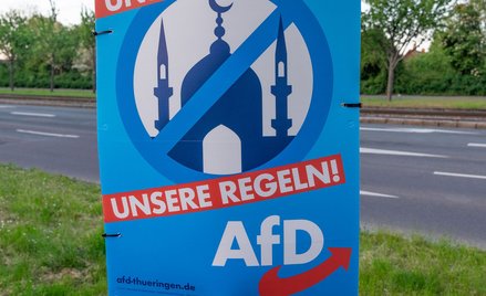 Kontrowersyjny sojusznik Prawa i Sprawiedliwości