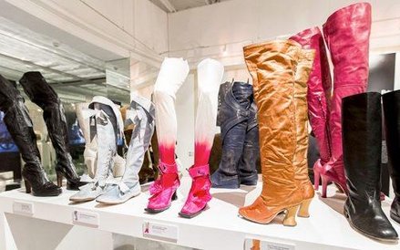 Wielkie boty damskie i męskie.