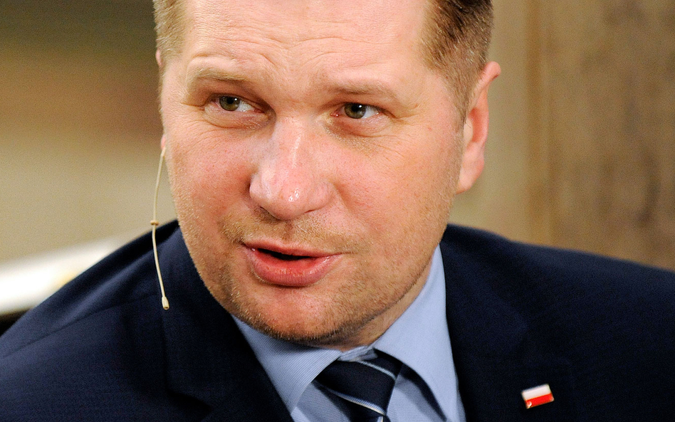 Koronawirus w Polsce. Otwarcie szkół. Minister poinformował o decyzji rządu