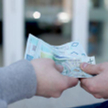 Darowizna od ojca z ręki do ręki z ryzykiem opodatkowania