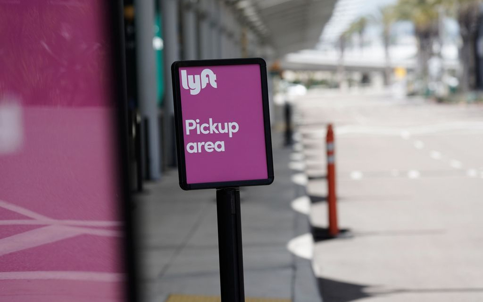 Lyft mocno trafiony pandemią. Zwalnia niemal 1000 osób