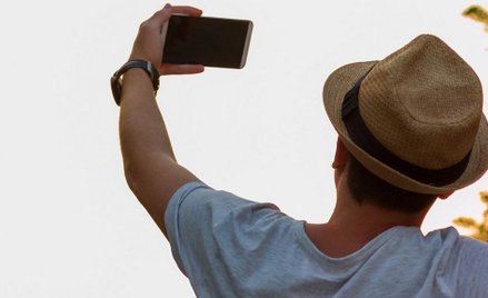 Robił selfie z potrąconą przez pociąg. Włochy w szoku