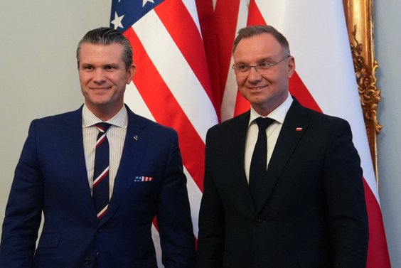 Sekretarz obrony USA Pete Hegseth został przyjęty przez prezydenta Andrzeja Dudę w Pałacu Prezydenck