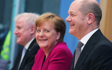 Od prawej: Olaf Scholz (SPD) – nowy minister finansów, Angela Merkel (CDU) – kanclerz niemieckiego r