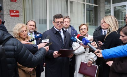 Sędziowie Trybunału Konstytucyjnego, od lewej: Magdalena Bentkowska, Dariusz Szostek, Krystian Marki