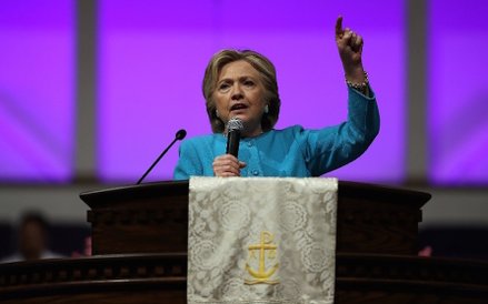 Zapytana o to, co przyciągnęło ją do jej przyszłego męża odrzekła: "Nie bał się mnie!". 