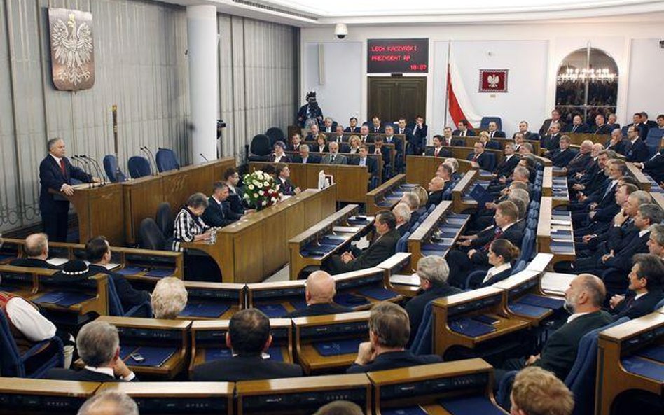 Borusewicz marszałkiem Senatu, Romaszewski nie został wicemarszałkiem