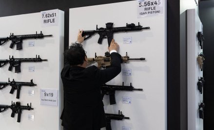 Stoisko podczas jednej z wcześniejszych edycji targów Eurosatory