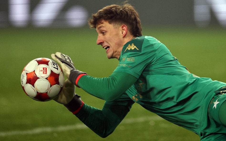 Bramkarz Wisły Kraków Patryk Letkiewicz