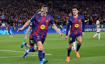 Robert Lewandowski doznał niedawno kontuzji i musi grać w masce, ale kilka dni temu strzelił dwa gol