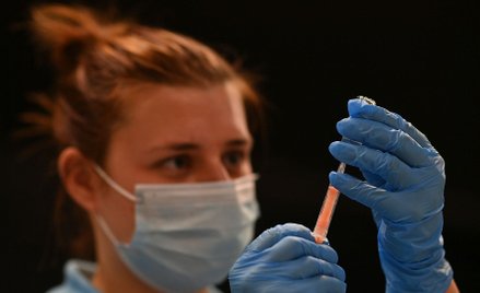 Zuzanna Dąbrowska: Patent na przeżycie
