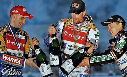 Na podium (od lewej): Tomasz Gollob, Jason Crump i Emil Sajfutdinow