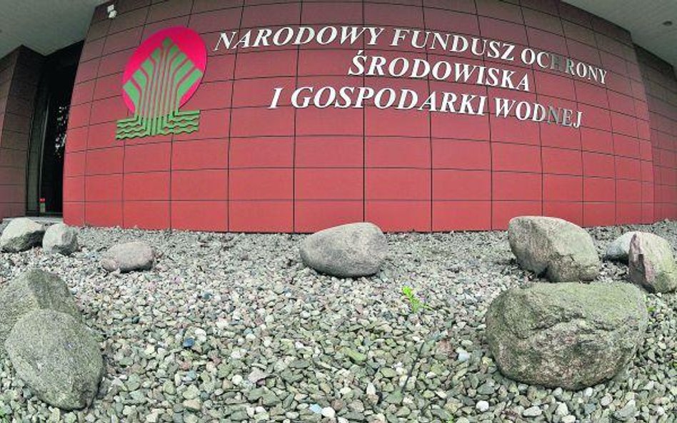 Firmy obawiają się, że Narodowy Fundusz Ochrony Środowiska i Gospodarki Wodnej wyda pieniądze na inn