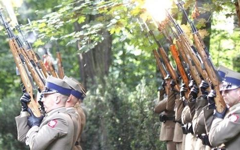 Żądał kary śmierci dla "Inki", pochowali go z honorami. "Będą konsekwencje kadrowe"