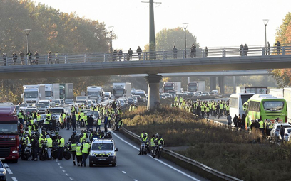 Protesty we Francji: Jedna osoba nie żyje, 47 jest rannych