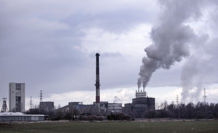 Załoga poparła cięcia, lecz związki nie podpisują. Trwa gra o JSW
