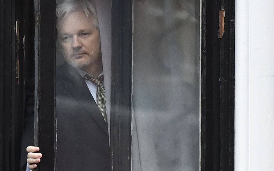 Londyn. Sąd odmówił zwolnienia Assange'a za kaucją