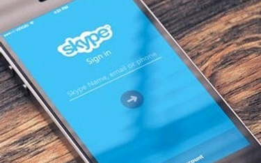 :Skype od 2011 roku należy
do Microsoftu.
