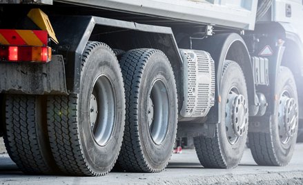 Krzysztof Adam Kowalczyk: Zatkany krwiobieg gospodarki. Transport i logistyka zwalniają