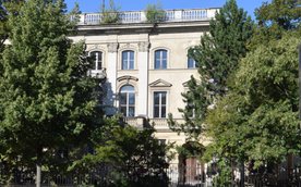 Po wojnie willa została upaństwowiona i odbudowana, co ciekawe – pod okiem tego samego projektanta, 