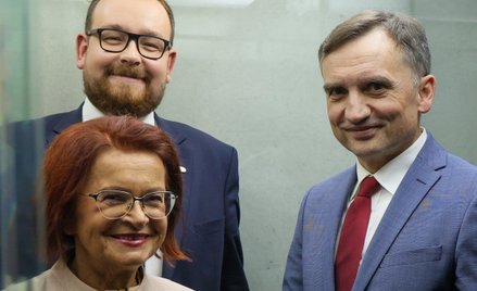 Poseł PiS, były minister sprawiedliwości Zbigniew Ziobro (2P) po zakończeniu zezbnań przed sejmową K