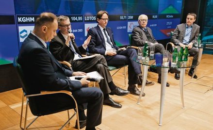 Od lewej: Artur Osiecki („Rzeczpospolita”), Dariusz Wojtaszek (PARP), Piotr Stolarczyk (KUKE), Jan W