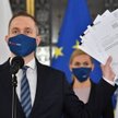 KO składa wnioski o wotum nieufności wobec Sasina, Dworczyka i Kamińskiego