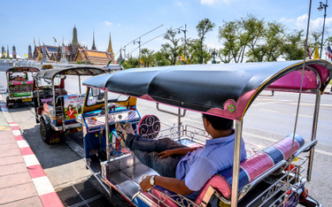 Rząd Tajlandii chce dać pieniądze na podróże