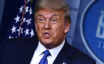 Trump wysyła do Chicago siły federalne