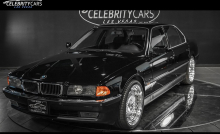 BMW w którym zastrzelono legendarnego rapera Tupaca Shakura na sprzedaż