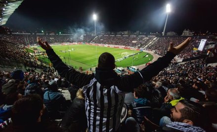 FIFA i UEFA planują wielką rewolucję, by nie dopuścić do powstania elitarnej Superligi.