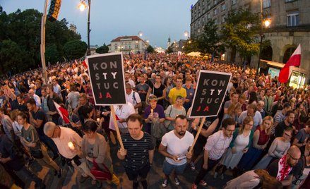 Protesty przeciwko reformie sądownictwa wpłynęły na wzrost zainteresowania polityką.