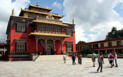 Nepal woli Europejczyków od Chińczyków