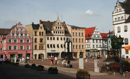 Nad Renem wiosna, nad Sekwaną nawrót zimy